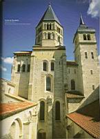 Cluny, le clocher de l'eau benite